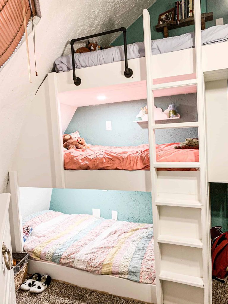 Triple bunk beds for deals small rooms